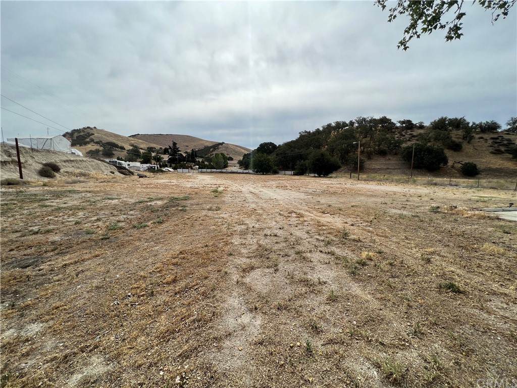 70880 New Pleyto Road - Photo 1
