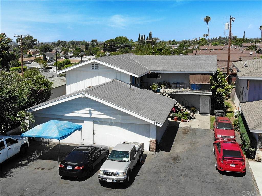 621 Ward Street - Photo 1
