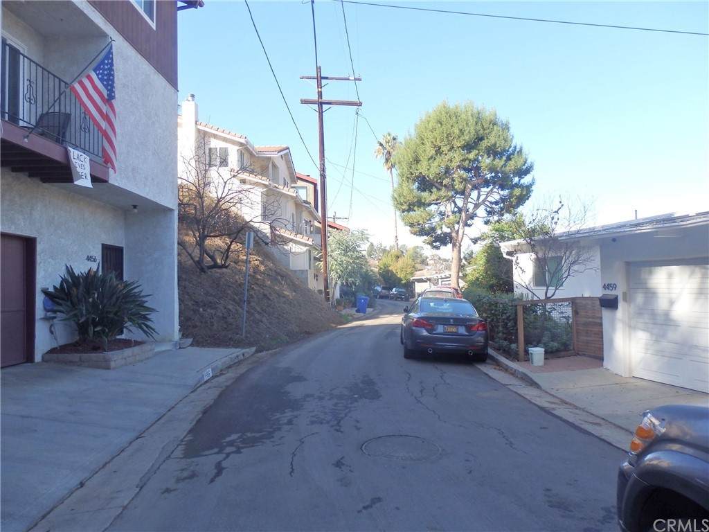 4452 San Andreas Avenue - Photo 1
