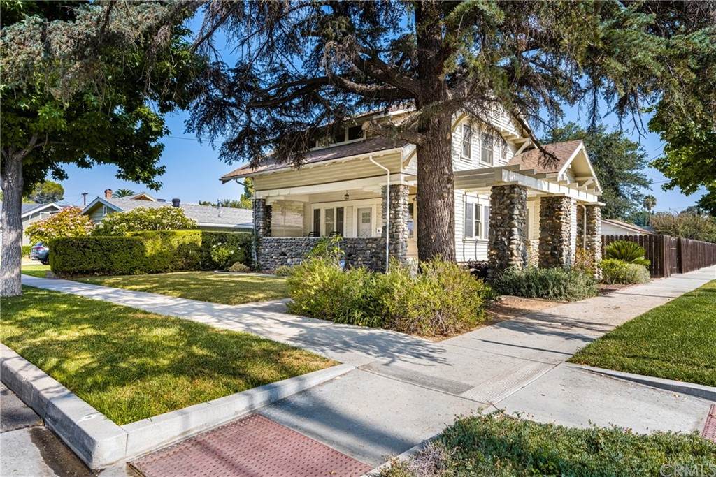 633 Maple Ave. - Photo 1