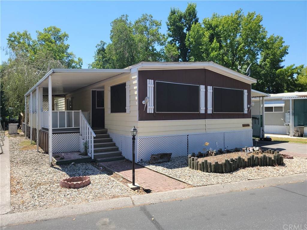 567 Lassen Avenue - Photo 1