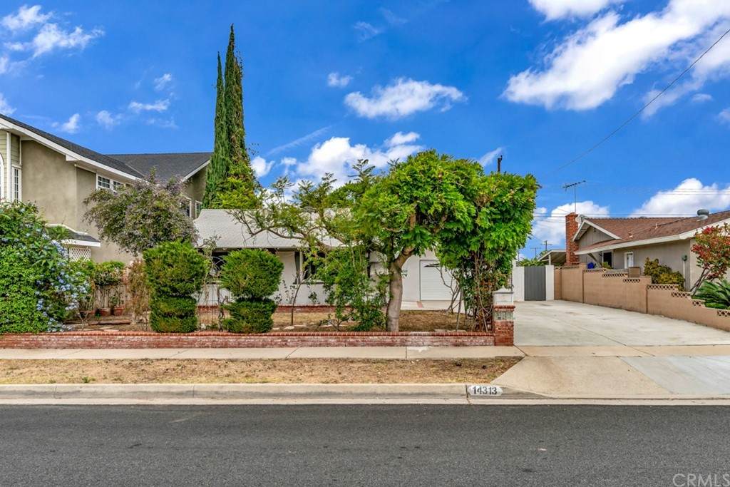14313 Bridgewood Drive - Photo 1