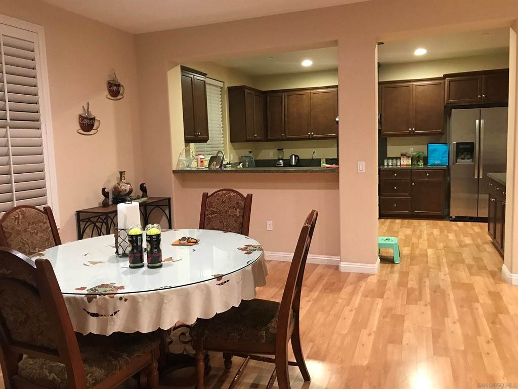 10637 Golden Willow - Photo 1