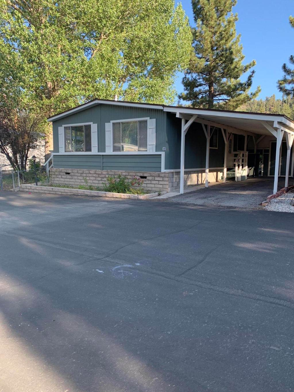 547 Alden Road - Photo 1