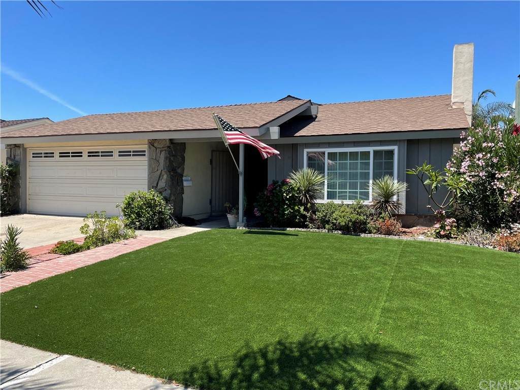 9869 Graham Street - Photo 1