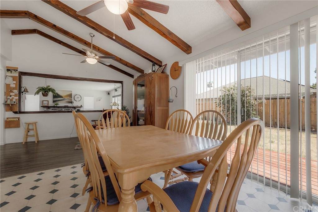 325 Byron Way - Photo 1