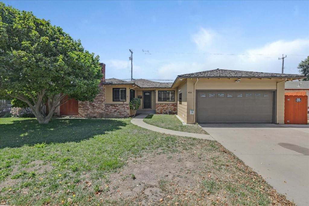 458 La Mesa Drive - Photo 1