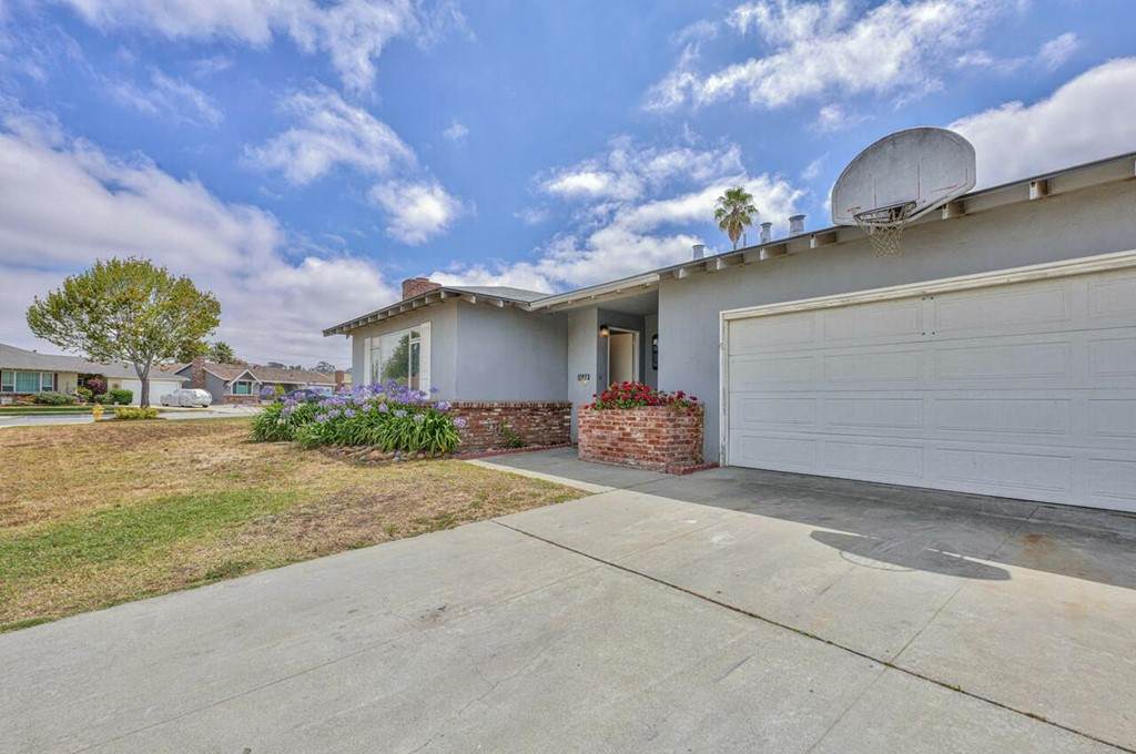 1622 Los Gatos Way - Photo 1