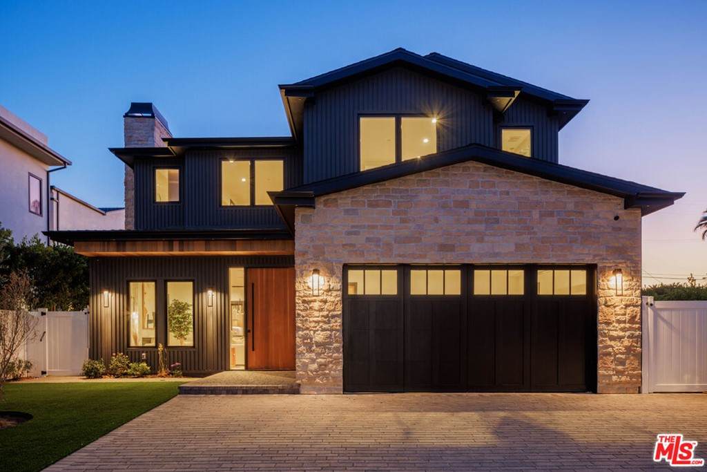 4447 Camellia - Photo 1