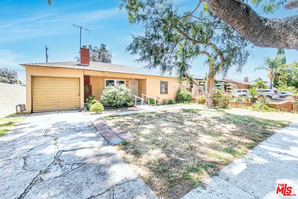 2017 Garnsey Street - Photo 1