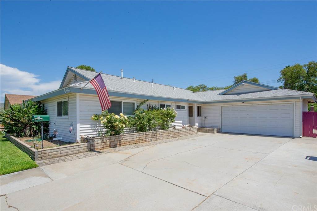 8410 Raintree Avenue - Photo 1
