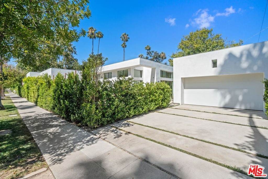 1612 Rose Villa Street - Photo 1