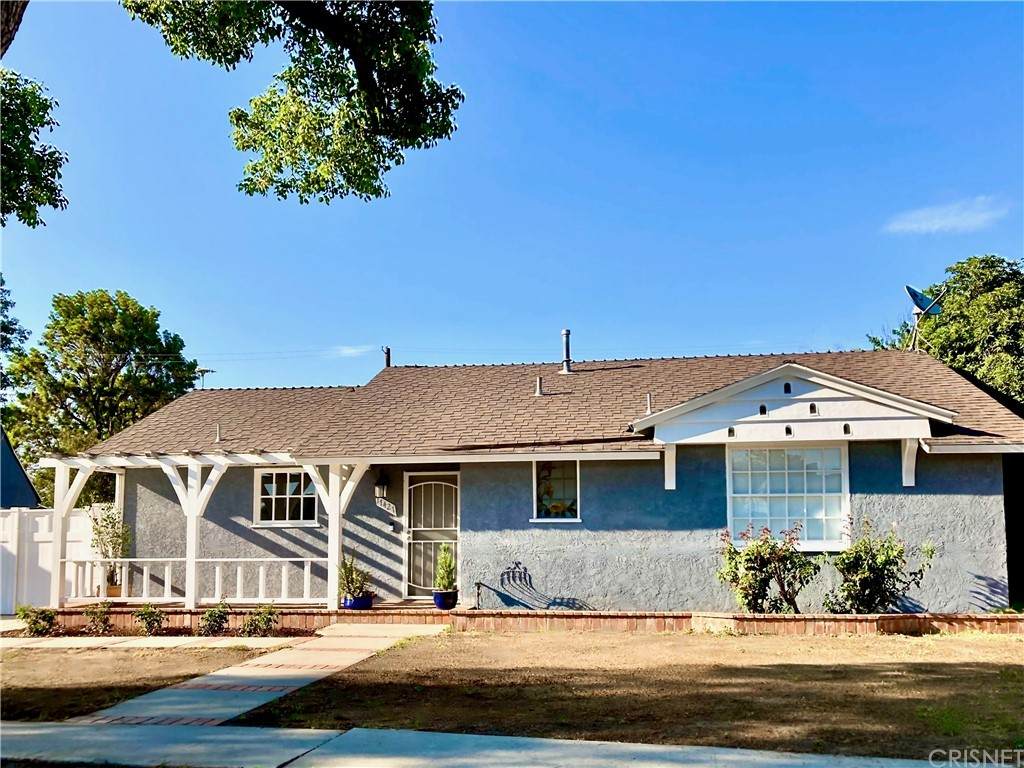 17427 Keswick Street - Photo 1