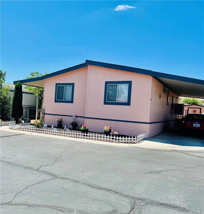 9161 Santa Fe Avenue - Photo 1