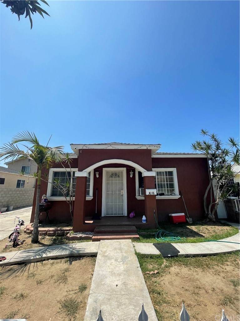 3658 Lynwood Road - Photo 1