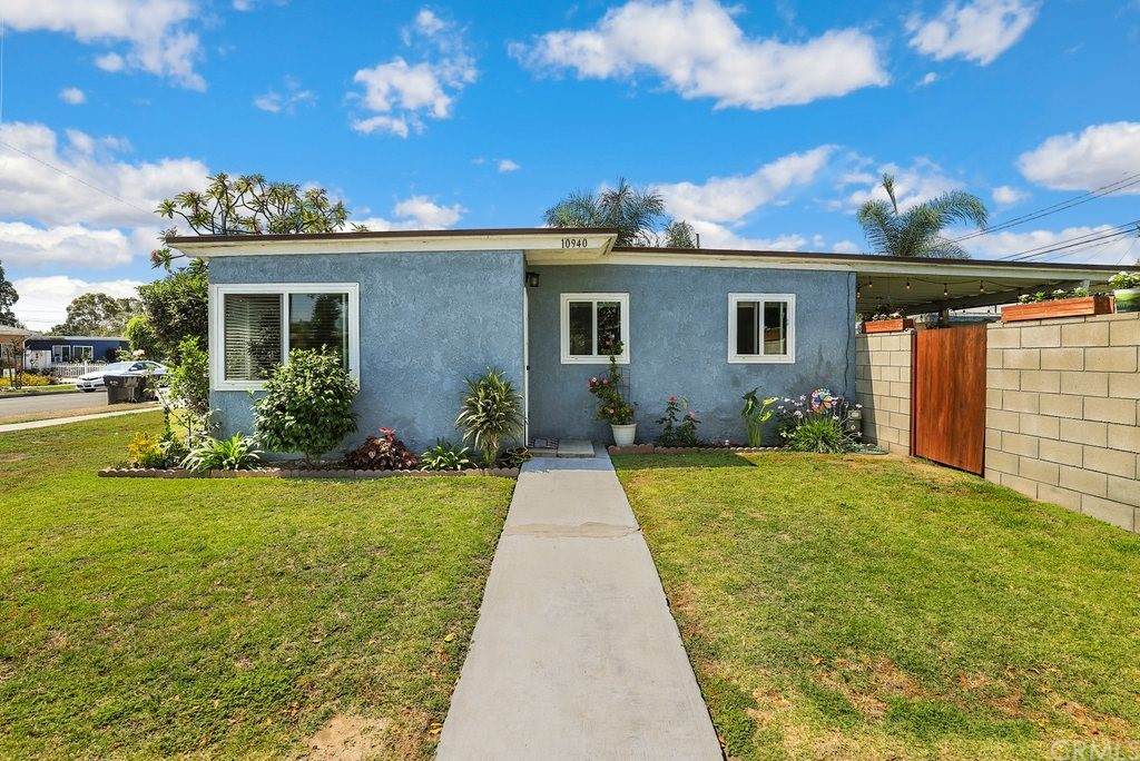10940 Mapledale Street - Photo 1
