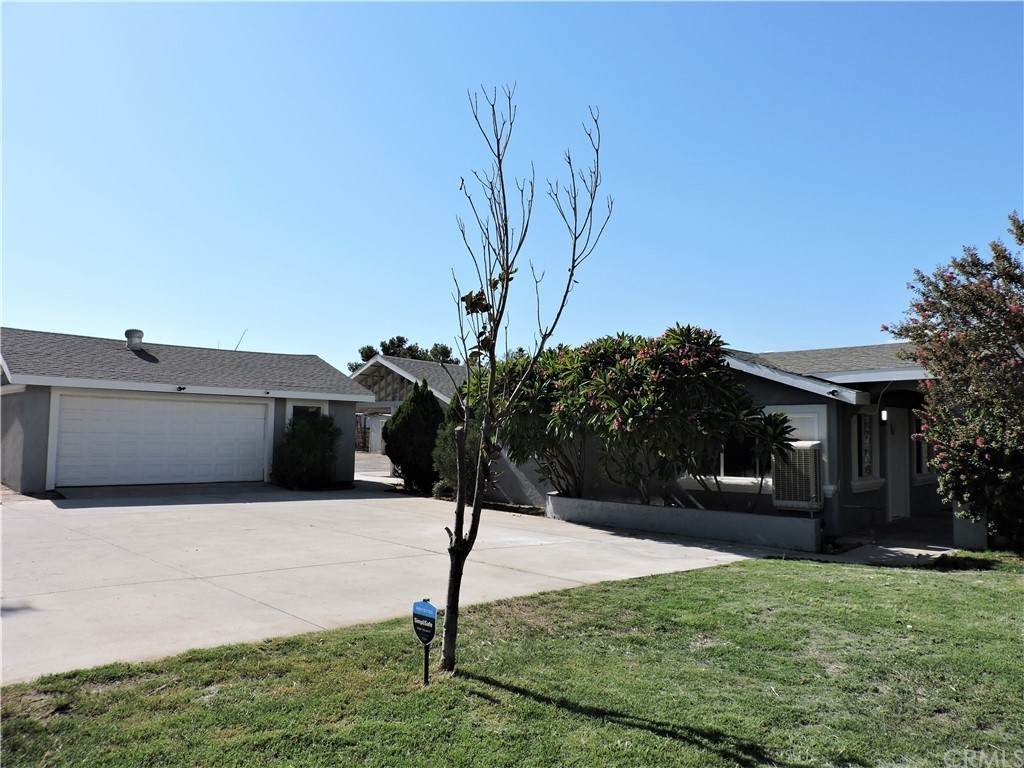 6493 Smith Avenue - Photo 1