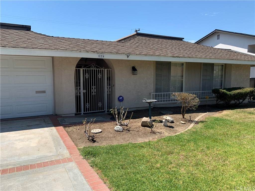 524 Purdy Avenue - Photo 1