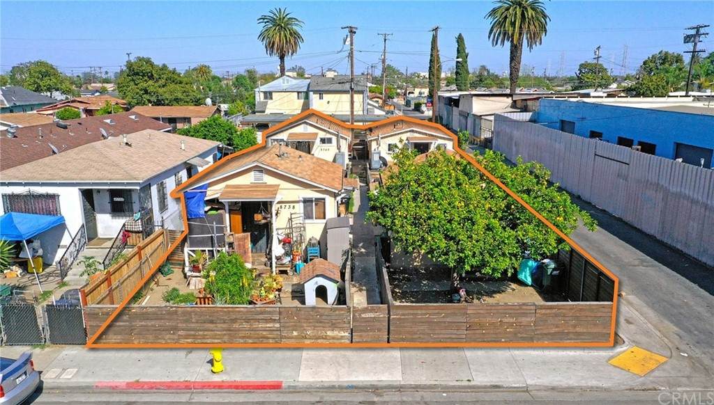 8738 Graham Avenue - Photo 1