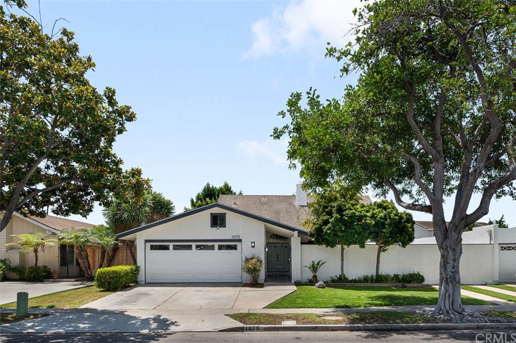 1075 Santa Rosa Avenue - Photo 1