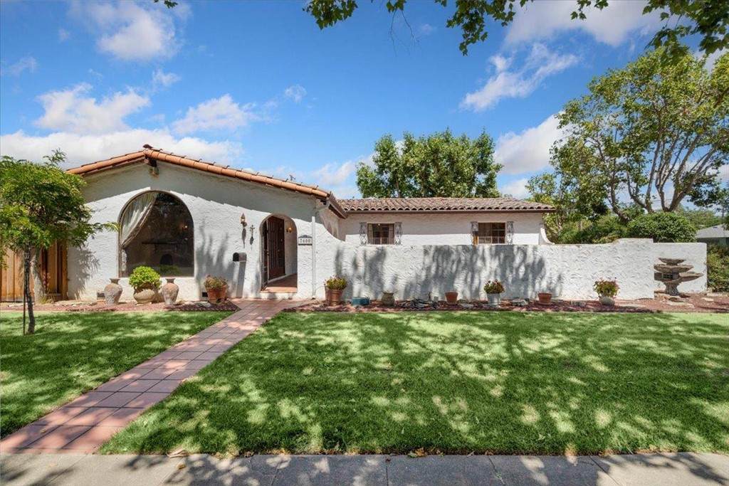 7600 Carmel Street - Photo 1