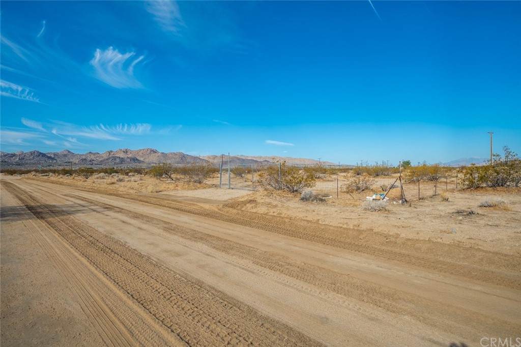 1234 California Avenue - Photo 1