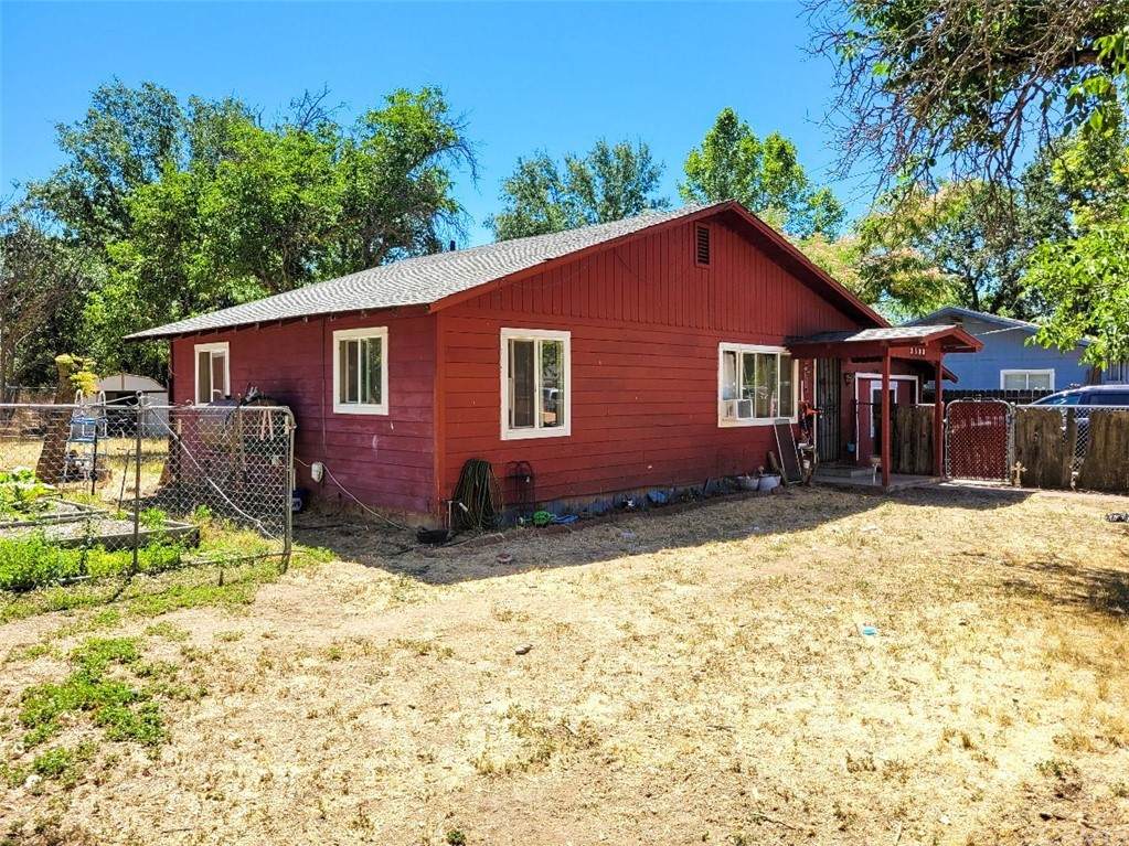 3590 Harris Avenue - Photo 1