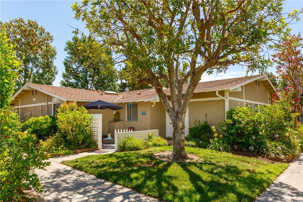 406 Avenida Castilla - Photo 1