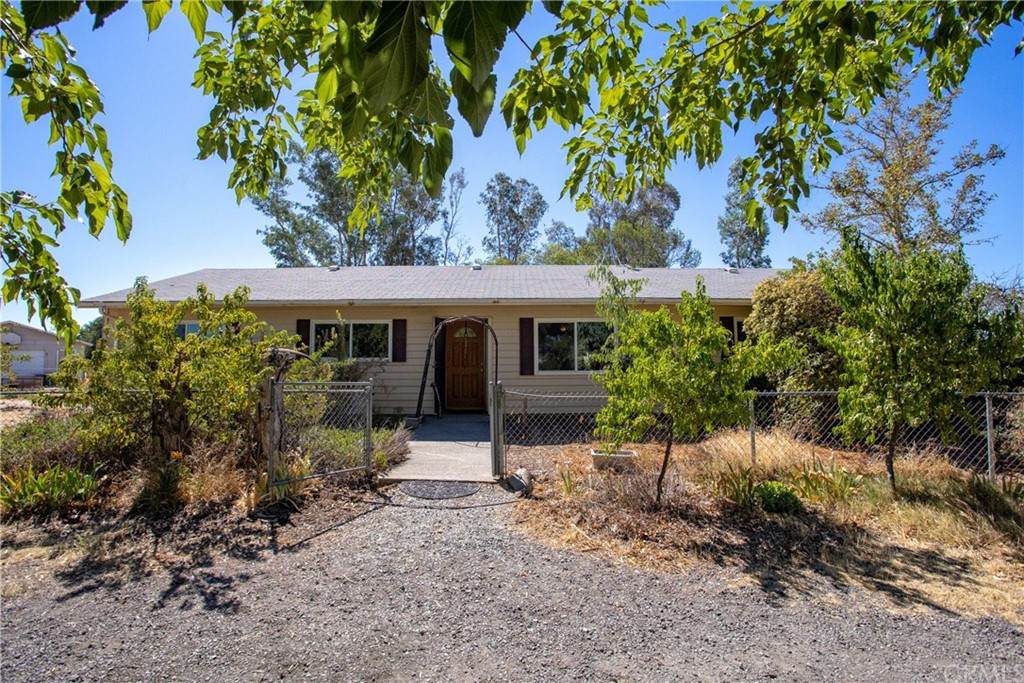 4525 Munjar Road - Photo 1