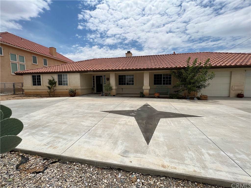 18499 Lemon Street - Photo 1