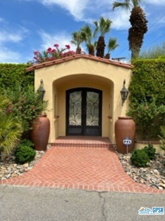 840 Prescott Drive - Photo 1