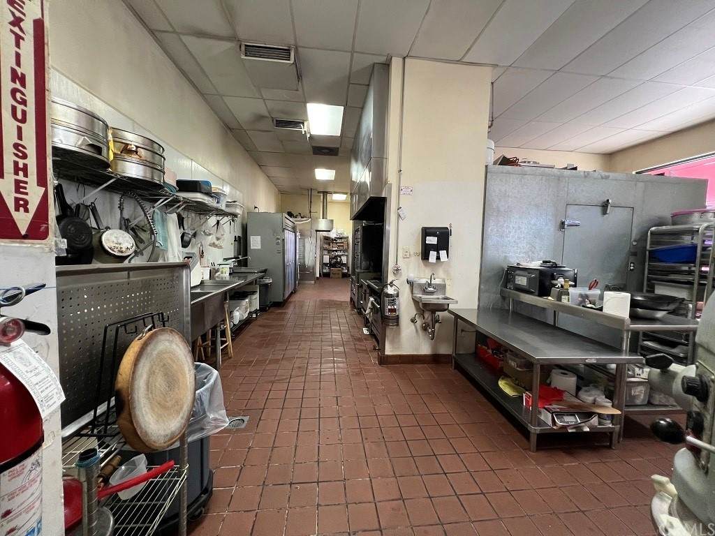 9505 Garvey Ave. - Photo 1