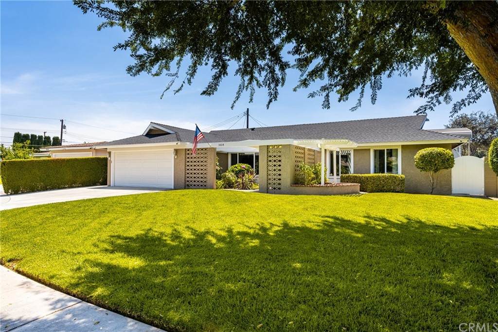 1614 Diana Avenue - Photo 1