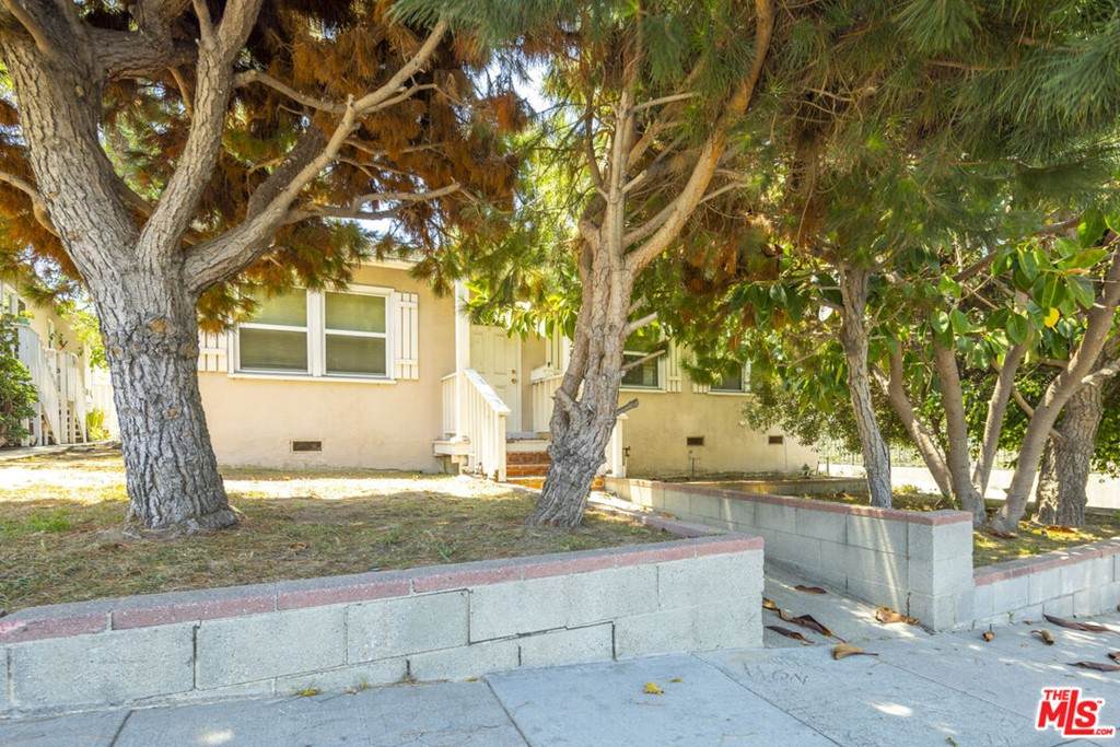 1128 Pico Boulevard - Photo 1