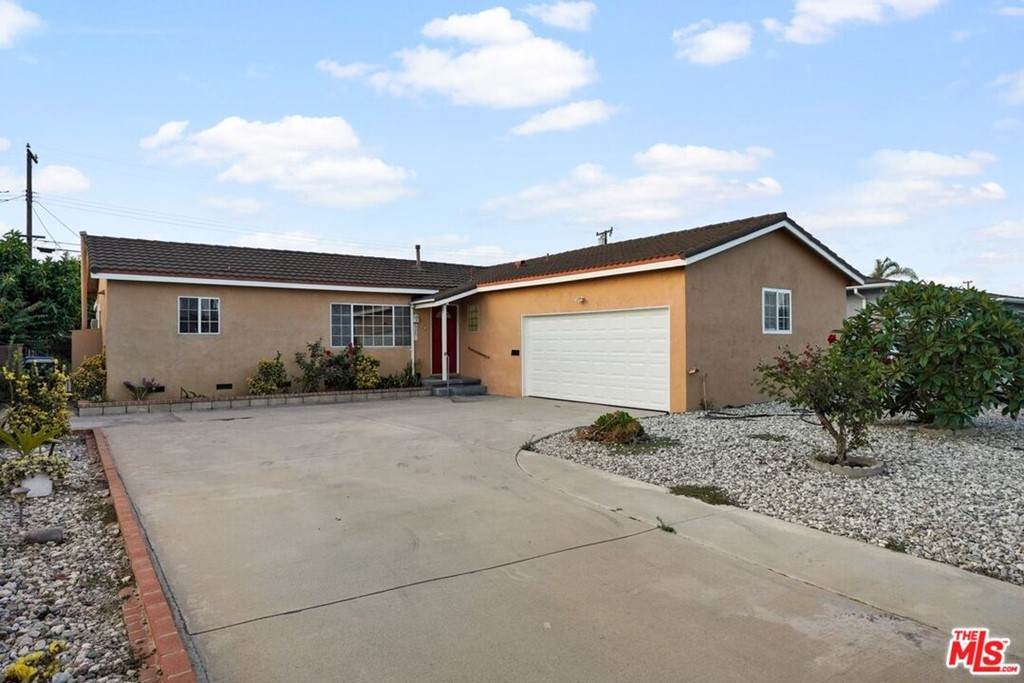 6091 Camphor Avenue - Photo 1