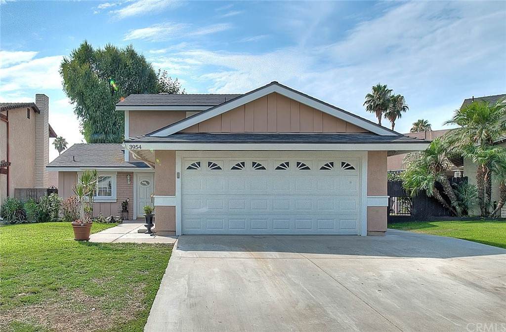3954 Yellowstone Circle - Photo 1