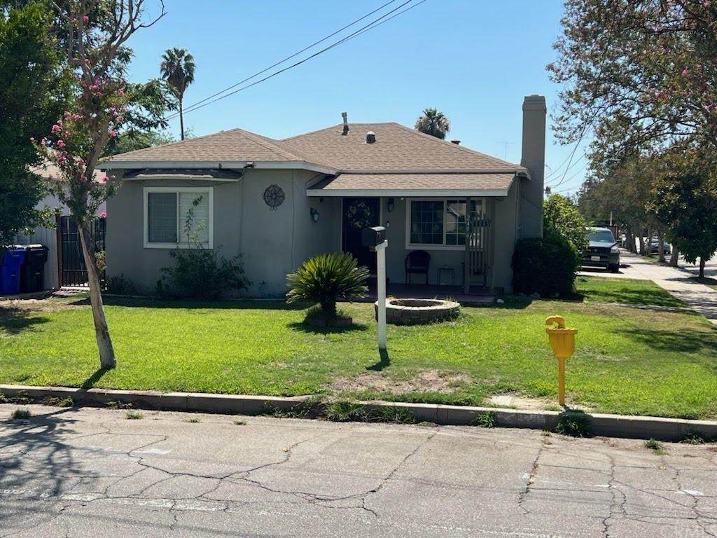 2496 Mountain View Avenue - Photo 1