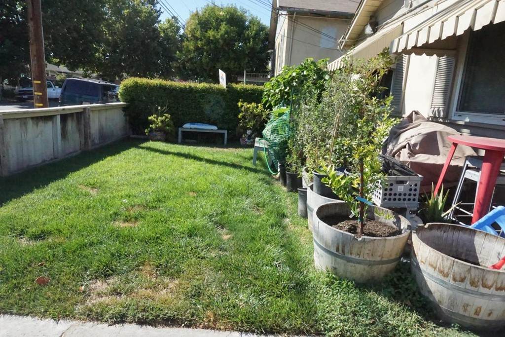 1192 Plum Street - Photo 1