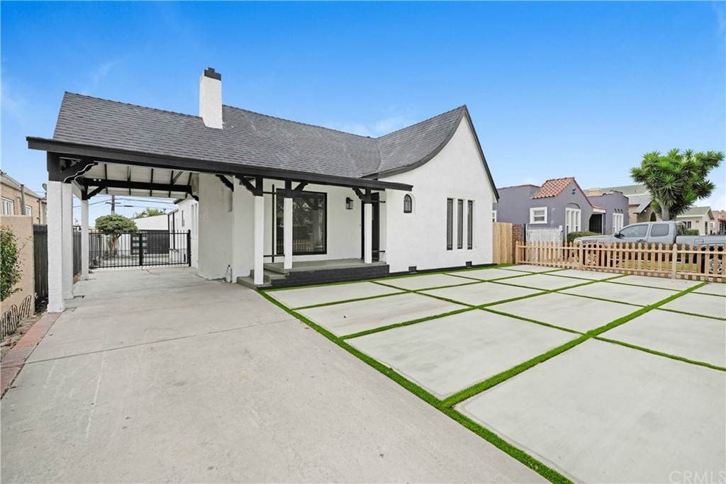 8704 Denker Avenue - Photo 1