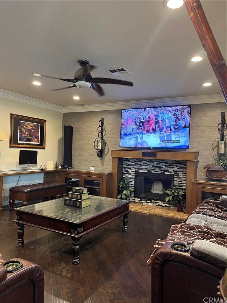 35686 Yellowstone Street - Photo 1