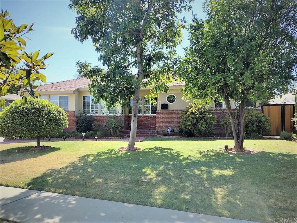 7519 Amestoy Avenue - Photo 1