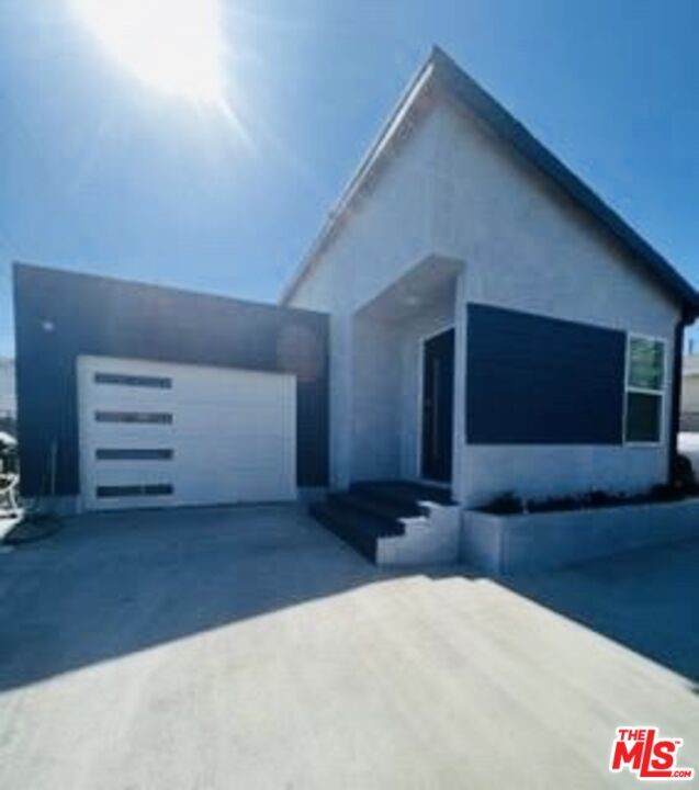 11861 San Pedro Street - Photo 1