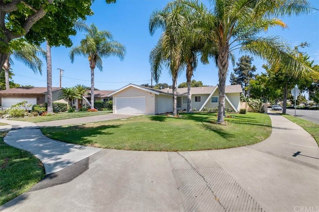 2101 Ray Circle - Photo 1