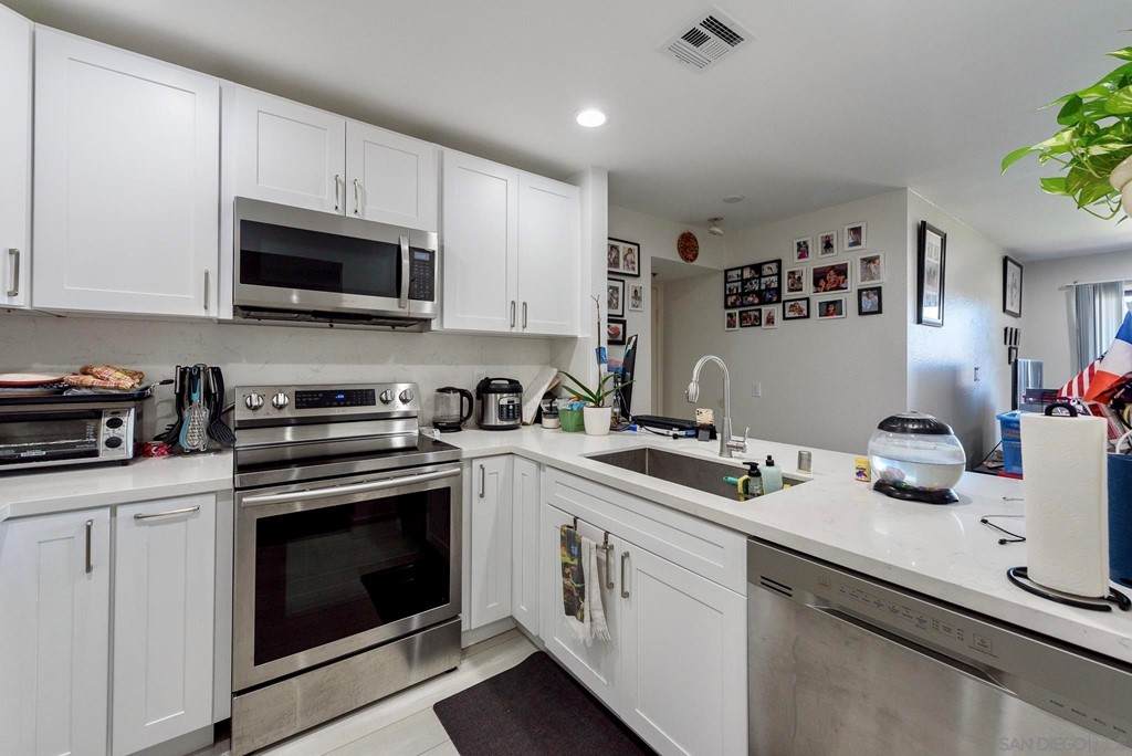 3955 Faircross Place - Photo 1