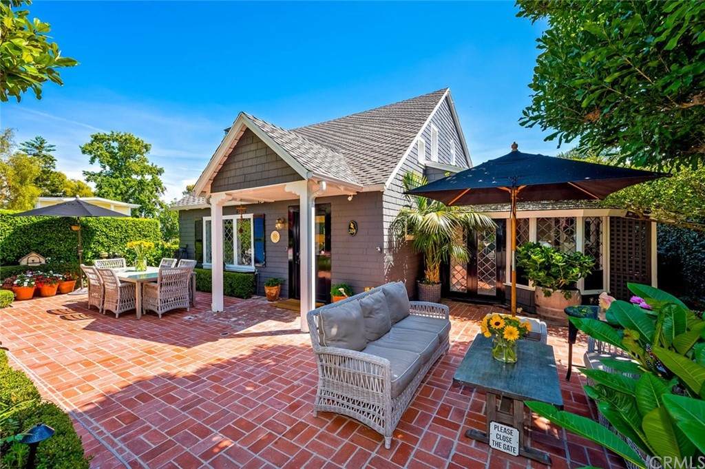 359 Magnolia Drive - Photo 1