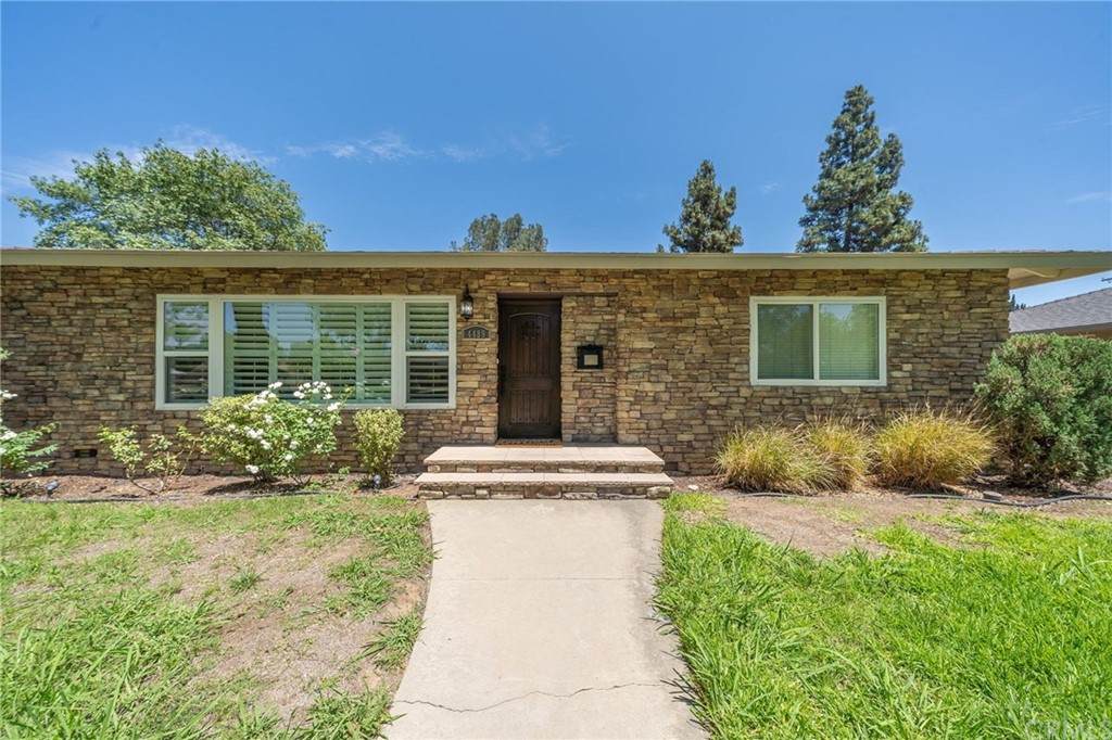 4489 Brentwood Avenue - Photo 1