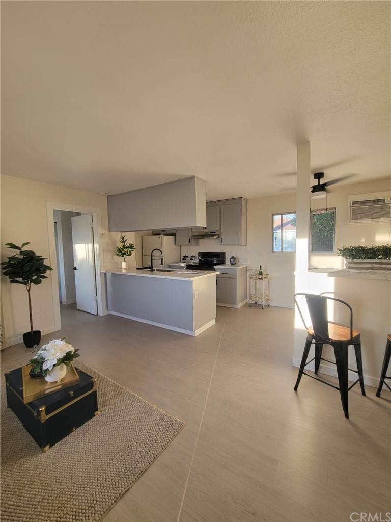2375 Notre Dame Boulevard - Photo 1