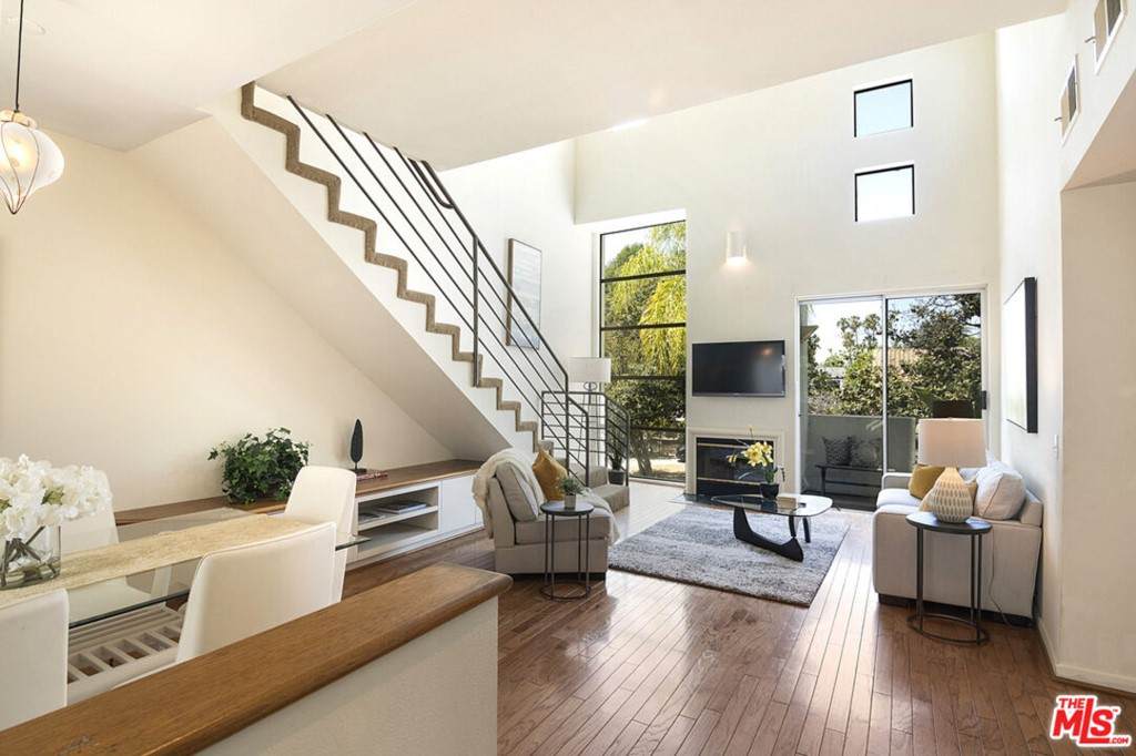 4326 Babcock Avenue - Photo 1