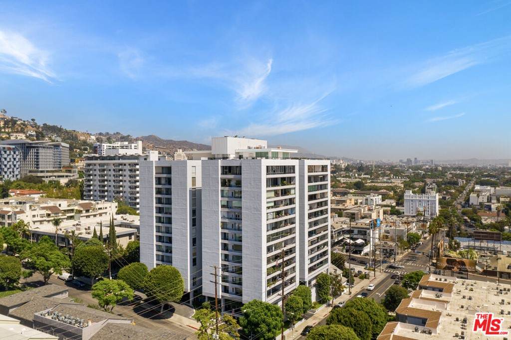 1100 Alta Loma Road - Photo 1