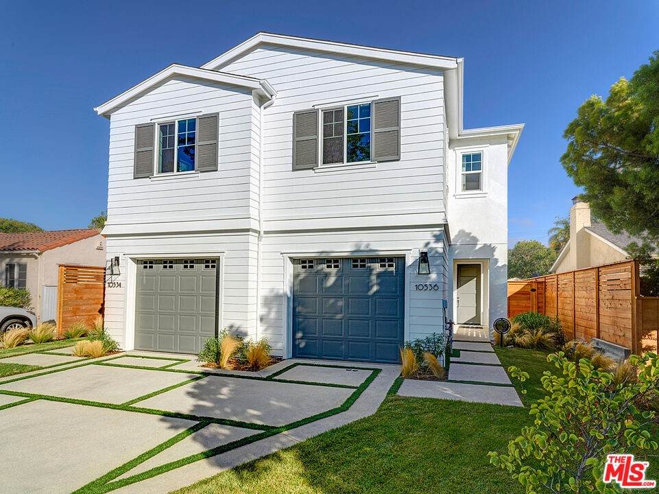 10536 Ayres Avenue - Photo 1